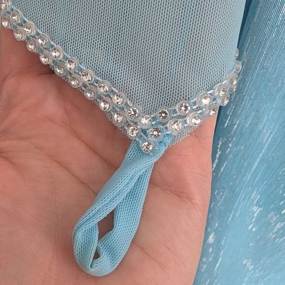 Costume: Handmade Frozen Elsa Gown And Cape, plus Crown with full price offer - Picture 6 of 17